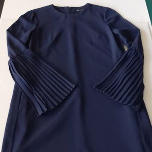 Maggy London Navy Blue Long Sleeves Dress size 4